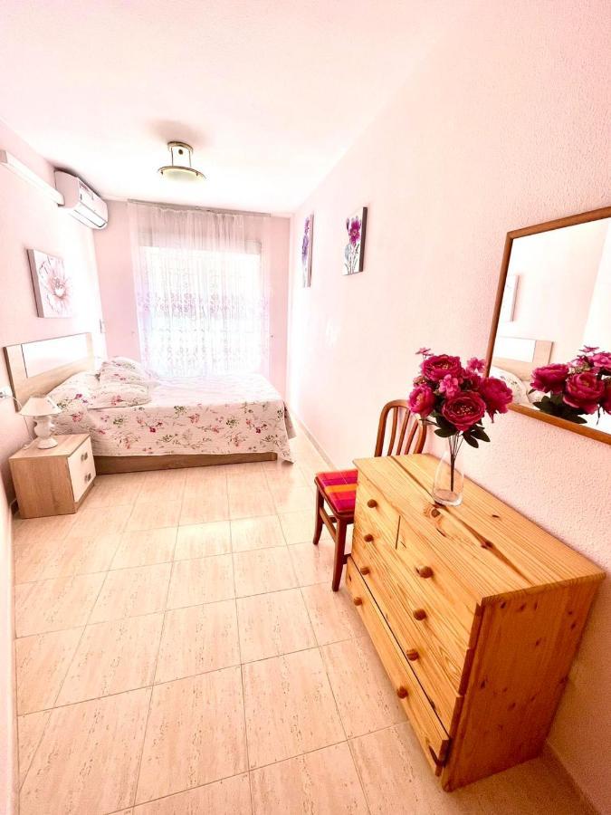 Torrevieja Comfortable Apartment Екстер'єр фото