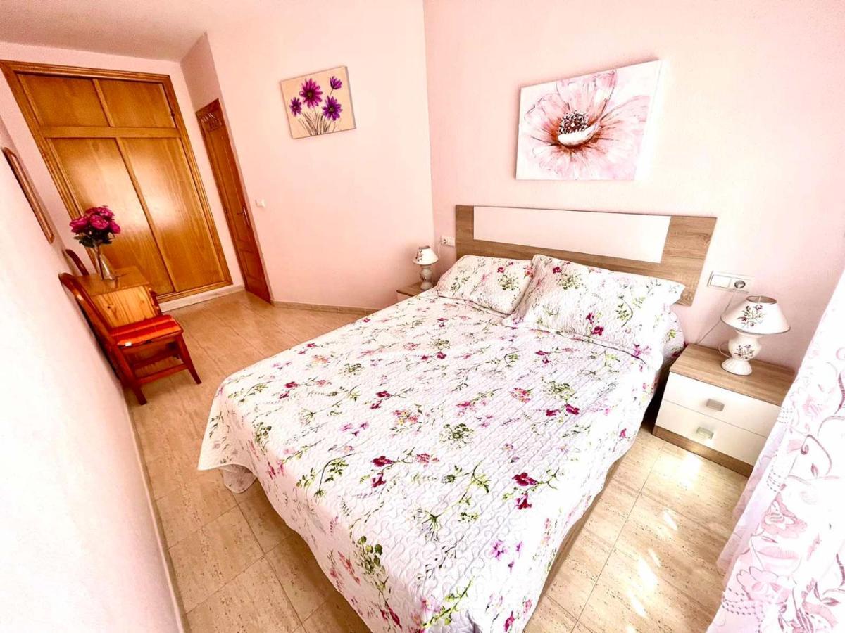 Torrevieja Comfortable Apartment Екстер'єр фото