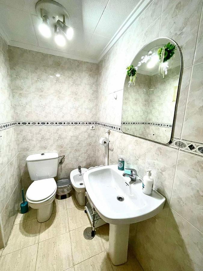 Torrevieja Comfortable Apartment Екстер'єр фото