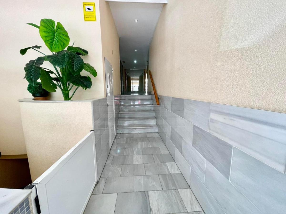 Torrevieja Comfortable Apartment Екстер'єр фото